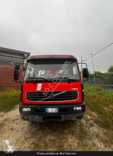 Volvo 250 truck