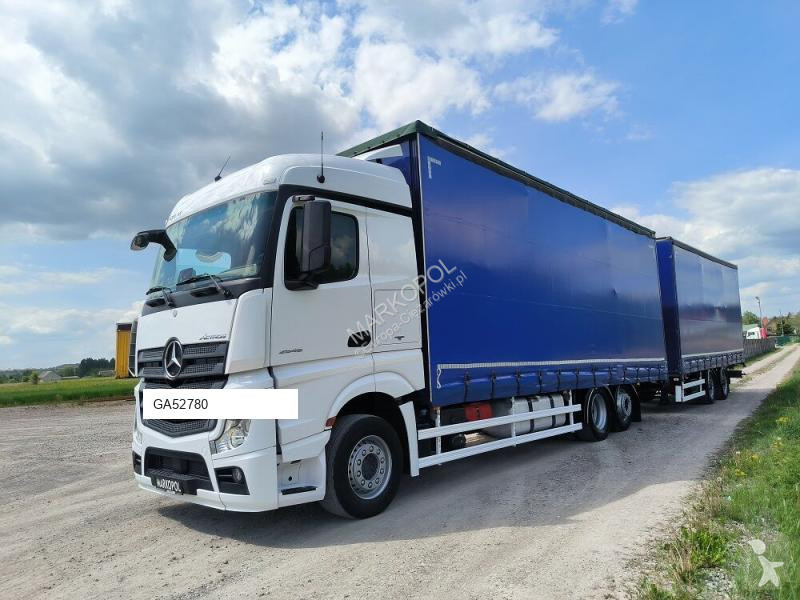 Kamion Mercedes TANDEM