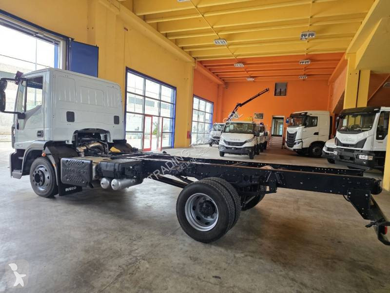 Iveco 120 E 25 truck