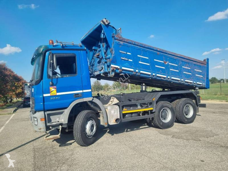 Kamion Mercedes 3346