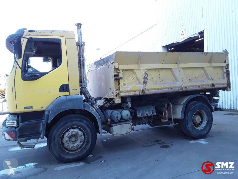 Renault 320 truck