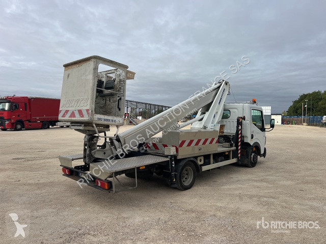 Renault  F241 truck