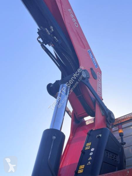 Kamion Volvo 500