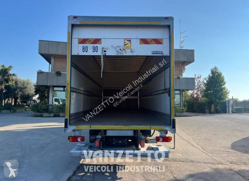 Iveco 120 E 28 P tector truck
