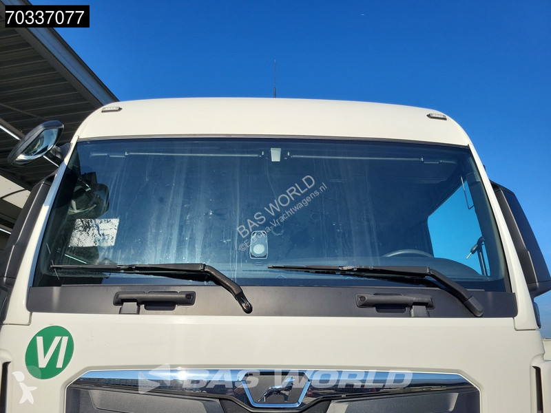 MAN 26.470 6X2 Lift axle Full Air Automatic...
