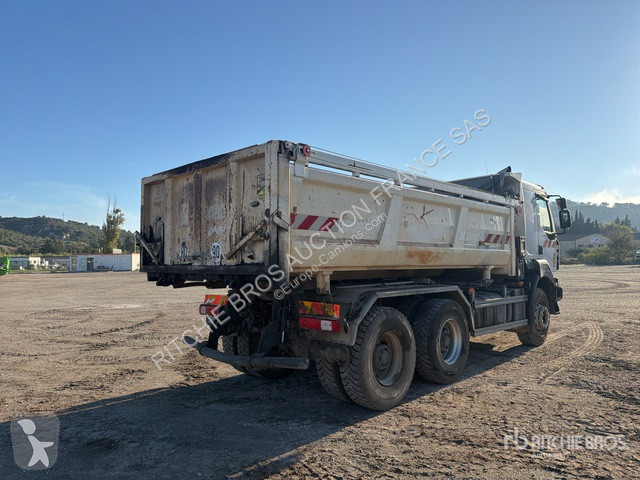 Renault 460DXI truck