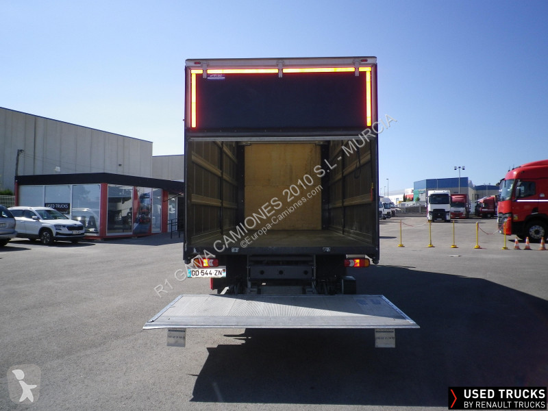 Lastbil Renault D Wide