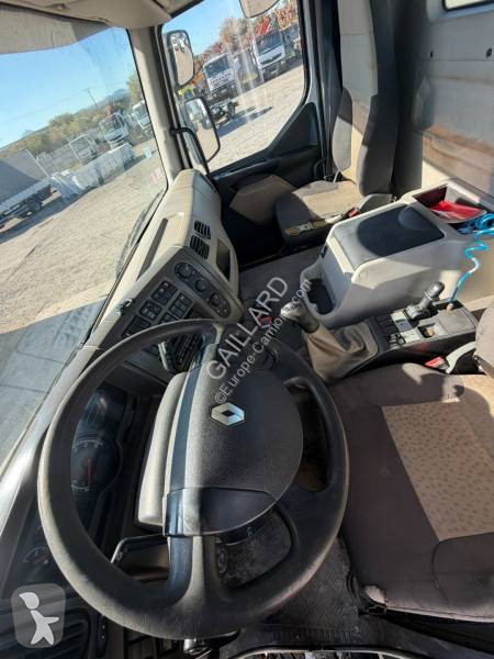 Renault 320 DXI truck