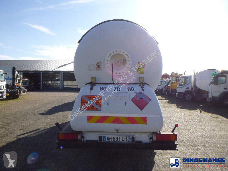 Renault 270.19 4x2 gas tank 18.8 m3 truck