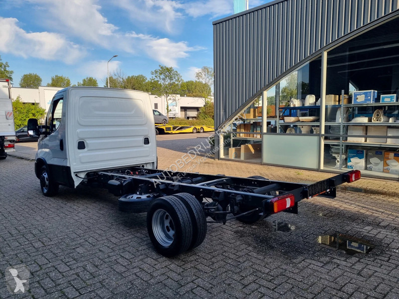 Kamion Iveco 35C16/ 3.0D/ Chassiscab/ WB 410/...