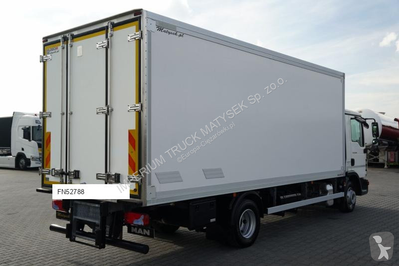 Kamion MAN TGL 10.180 / 4x2 / CHŁODNIA - 6,1 M...