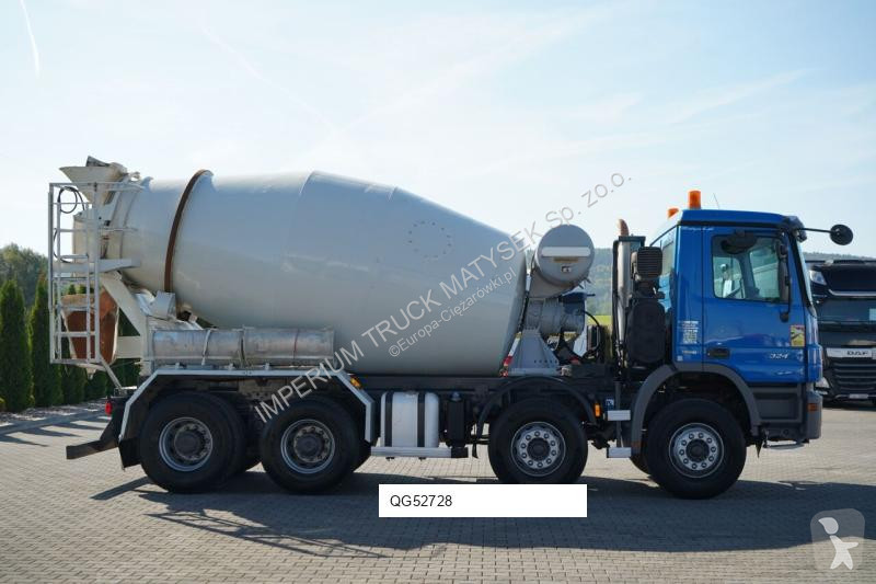 Béton Mercedes AROCS 3241