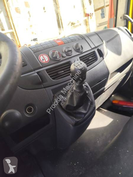 Kamion Iveco 120 E 28