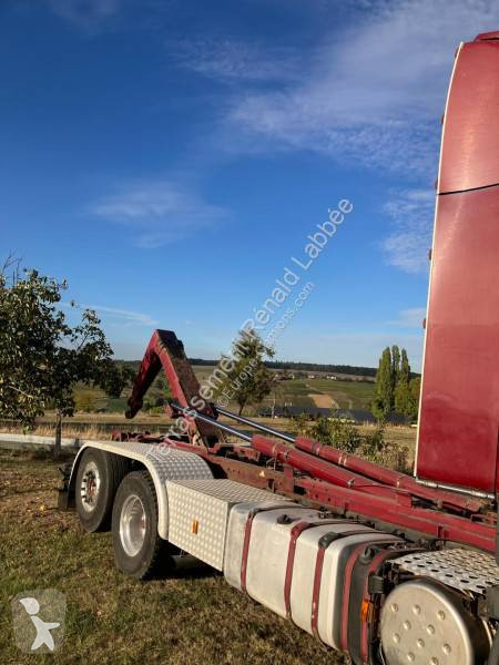 Kamion Scania 620