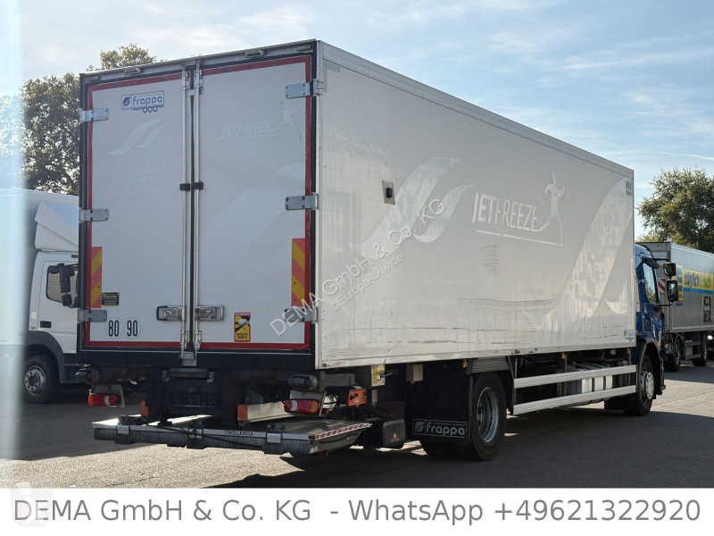 Kamion Renault 320.19 D-Wide...