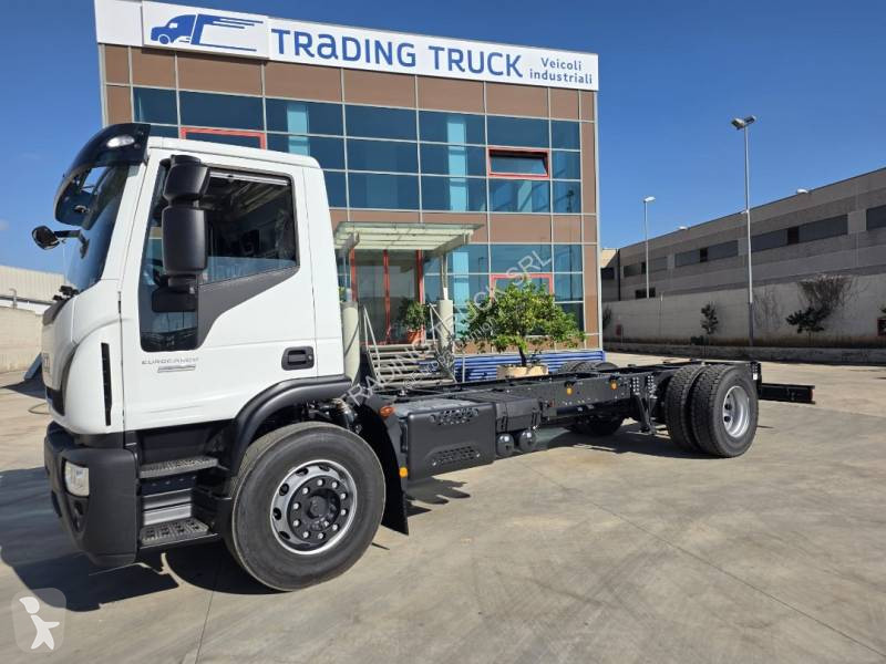 Lastbil Iveco 180 E 28