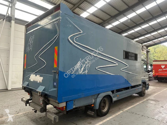 Kamion Mercedes 1223