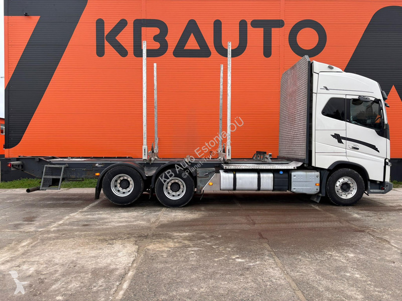 Volvo 650 6x4 HYDRAULICS / TANDEM AXLE LIFT truck