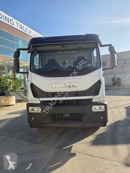 Iveco 180E32 truck