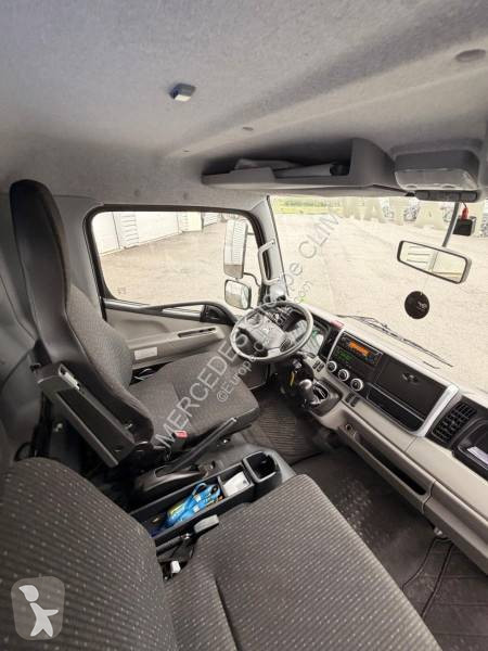 Kamion Mitsubishi Fuso 6C18