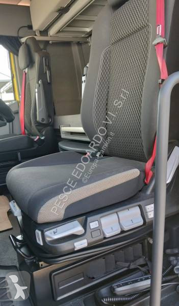 Kamion Renault 480 P6X2 E6