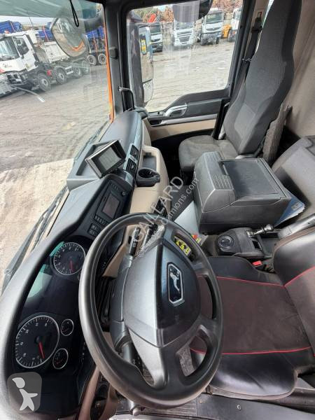 MAN 35.460 truck