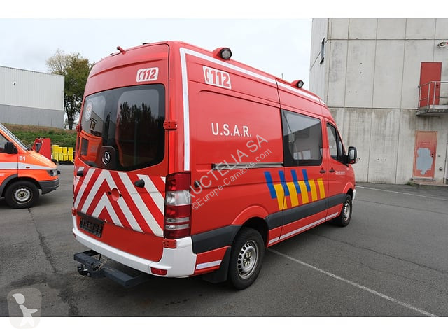 شاحنة Mercedes 318 CDI-D