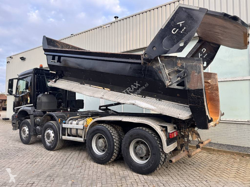 Kamion Mercedes AROCS 3246 8X4 TIPPER