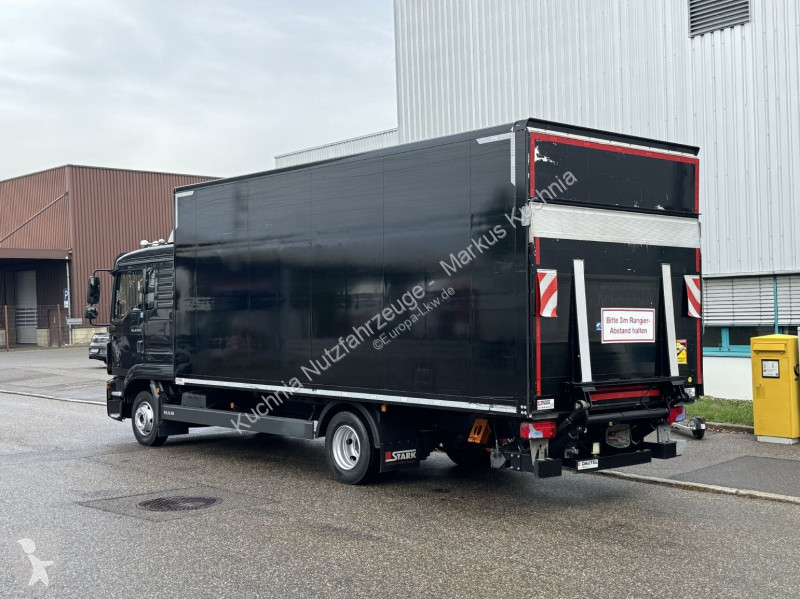 MAN 8.220 BL Koffer 6m Langes Haus LBW 1,5t truck
