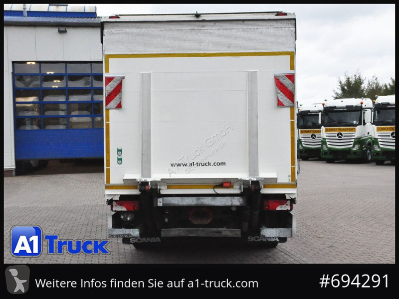 Kamion Scania P 320 P 6x2,, Getränke,...