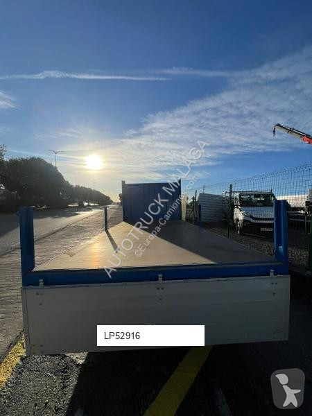 Iveco EuroCargo 100 truck