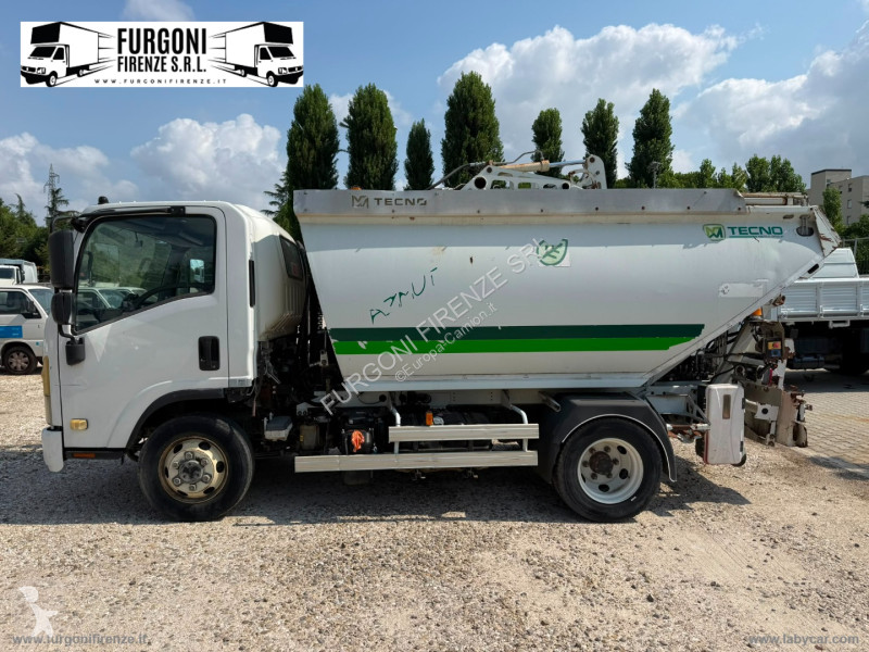 Kamion Isuzu 75 VASCA RIFIUTI - PALA E CARRELLO...