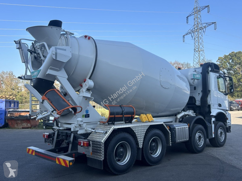 Бетоновоз Mercedes Arocs 3745, 8x4...