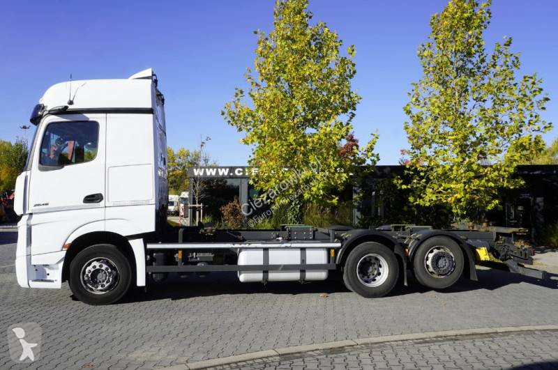 Kamion Mercedes 2545 L