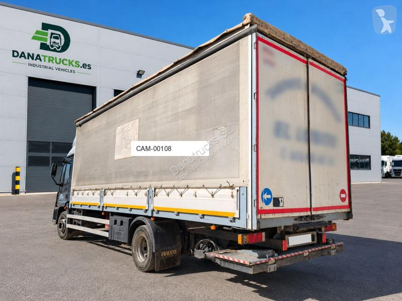 Iveco 150E28 Semitautliner + Dhollandia |...
