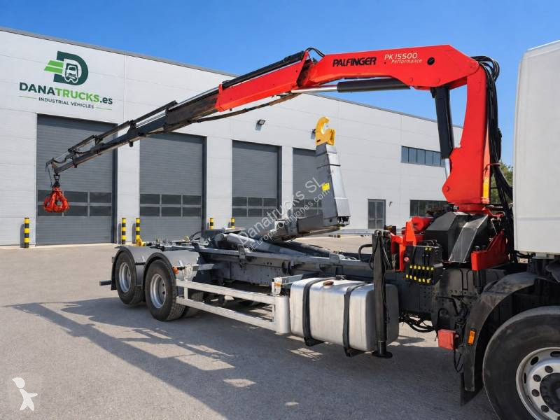 Iveco 260 E 35 truck