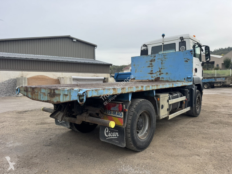MAN  truck