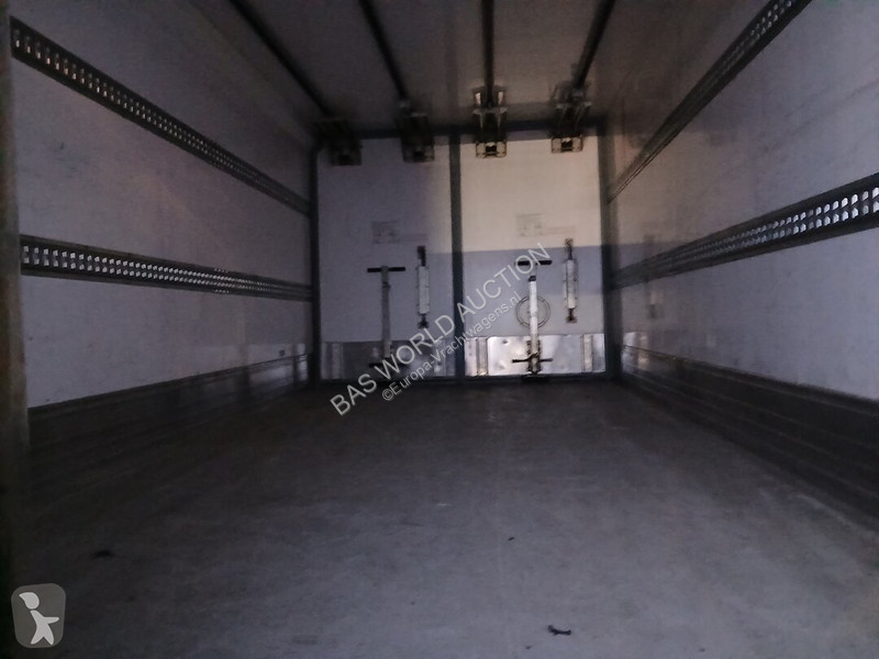 MAN 12.180 truck