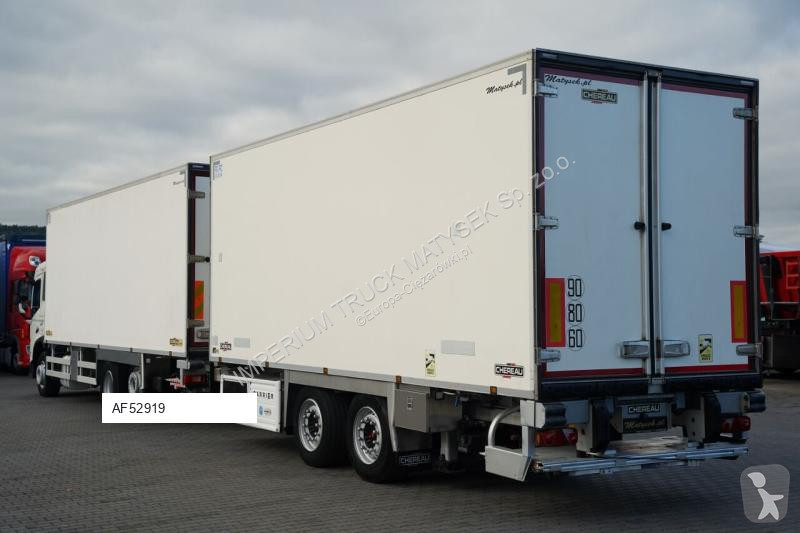 شاحنة Volvo / PRZYCZEPA / CHŁODNIA - 6,8 M /...
