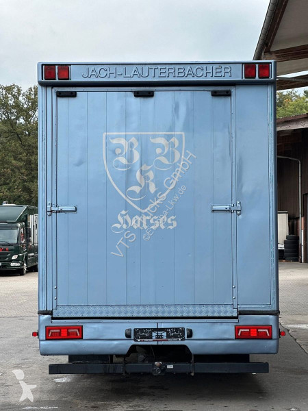Kamion Mercedes 1017 L 4x2 BL Pferdetransporter...
