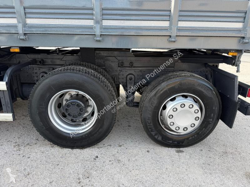 شاحنة Renault 380 DXI