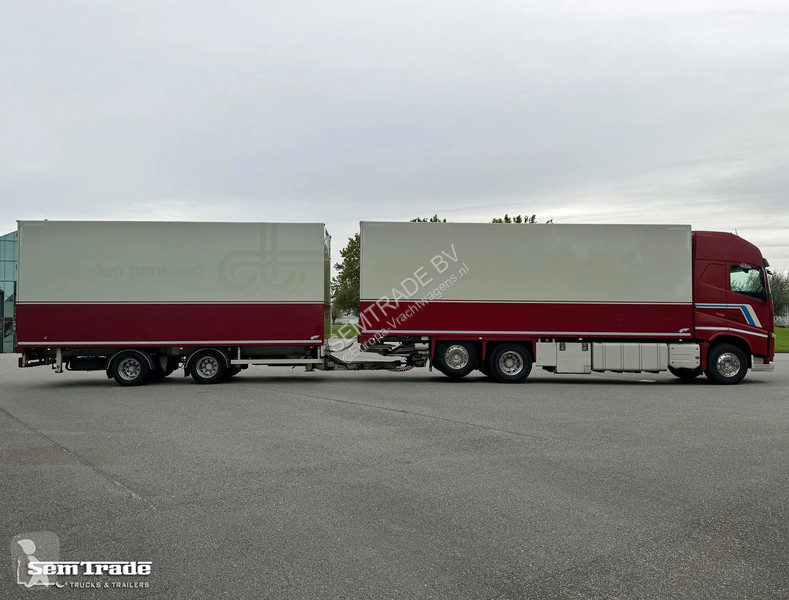 شاحنة Volvo 13500 I-PARK COOL CARRIER TRS...