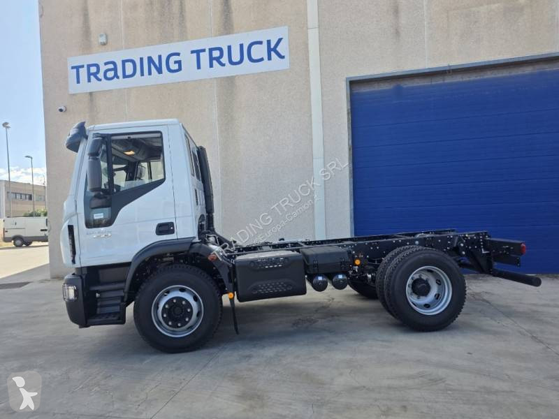 Kamion Iveco 140 E 28