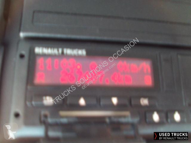 Kamion Renault D Wide