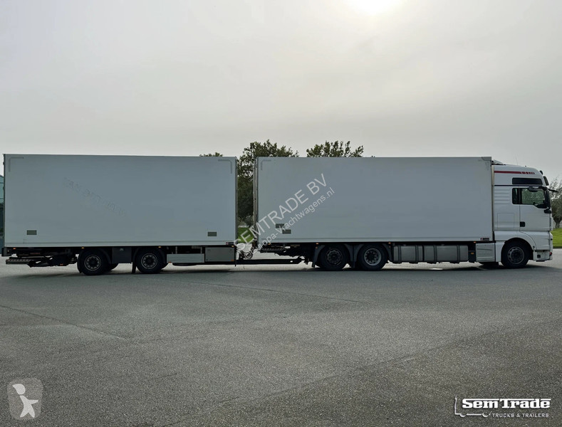 Vrachtwagen MAN ONLY 784.000 KM FULL AIR ISO...