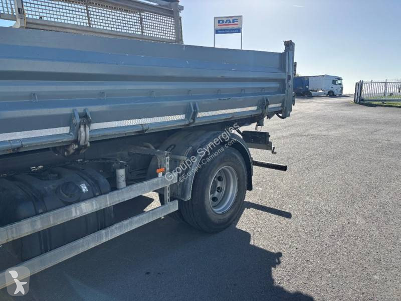 Kamion DAF 320