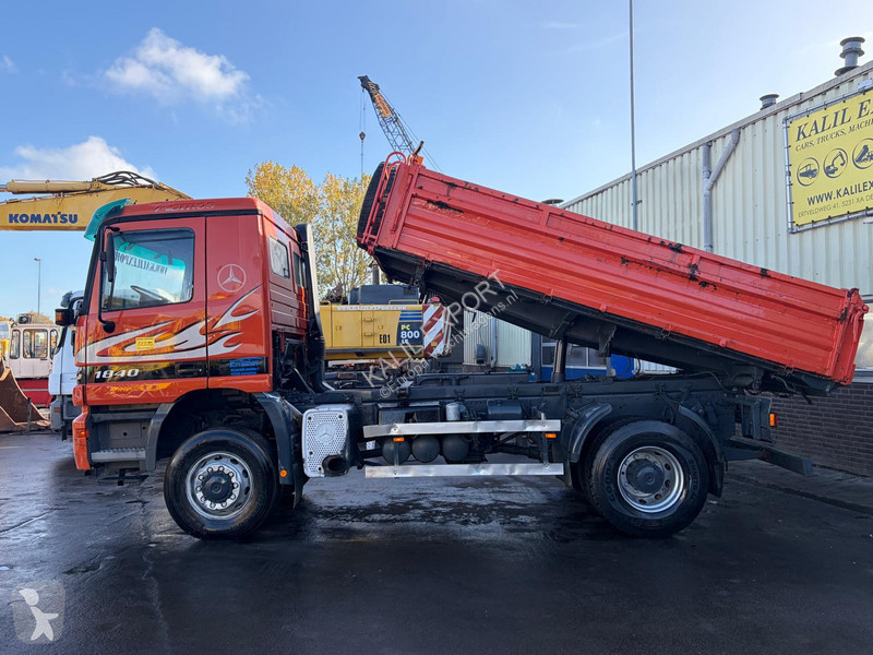 Vrachtwagen Mercedes 1840 Kipper - 4x4 - Manual...