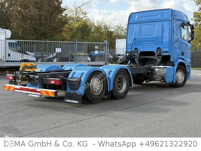 Vrachtwagen Scania R...