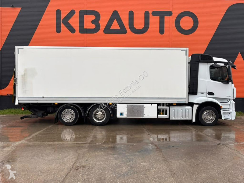 Teherautó Mercedes 2545 6x2*4 THERMOKING / BOX...