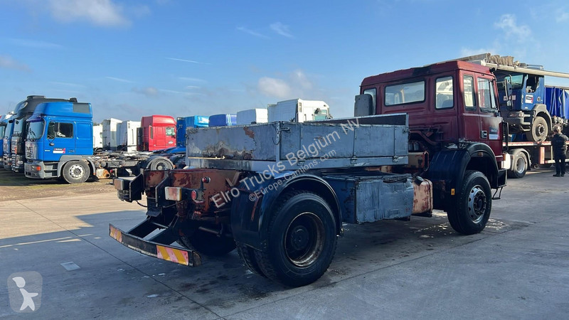 Lastbil Iveco 180 - 23 (V8 / MANUAL PUMP /...